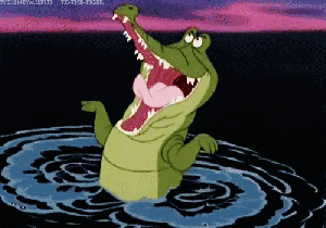 小鳄鱼 洗澡 游泳 搞笑