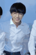 TFBOYS 王俊凯 王源 易烊千玺  拍照 帅气