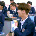 鹿晗 luhan 眼神 真是 可爱 我去上学啦