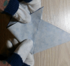 民俗艺术 春节 剪纸前的准备 折折纸