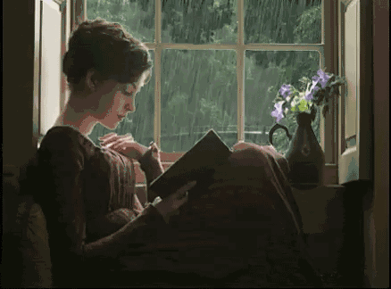 女孩 下雨 看书 飘窗