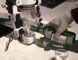 机器人 喝酒 干杯 可爱