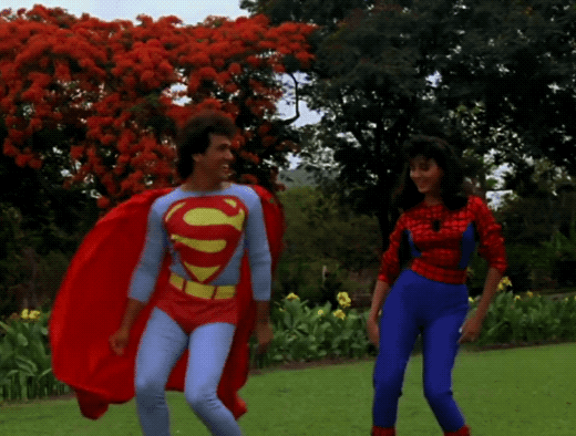超人 蜘蛛侠 跳舞 开心