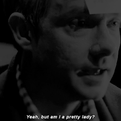 神探夏洛克 马丁 眼神 交谈