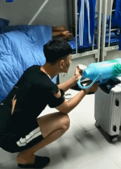 少年 帥氣 模仿 搞笑