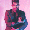 亚当·兰伯特 Adam+Lambert 欧美歌手 抱狗狗