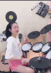 架子鼓 美女 敲打 开心