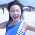美女 笑容 蓝天 开心