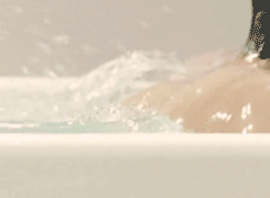 堺雅人 玩水 洗澡 裸体