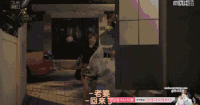 她很漂亮  委屈 不开心  美女
