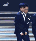 王俊凯 唱歌 帅气 西服   卖萌