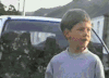 孩子 汽车 箭头 撞击