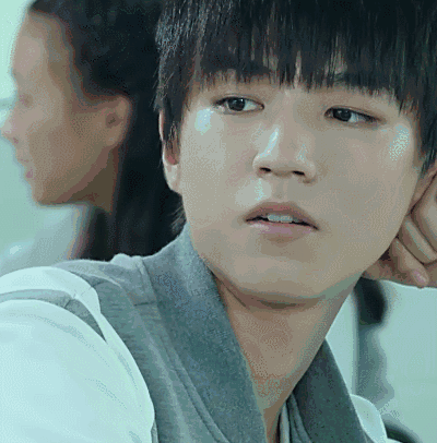 TFBOYS 王俊凱 王源 易烊千璽