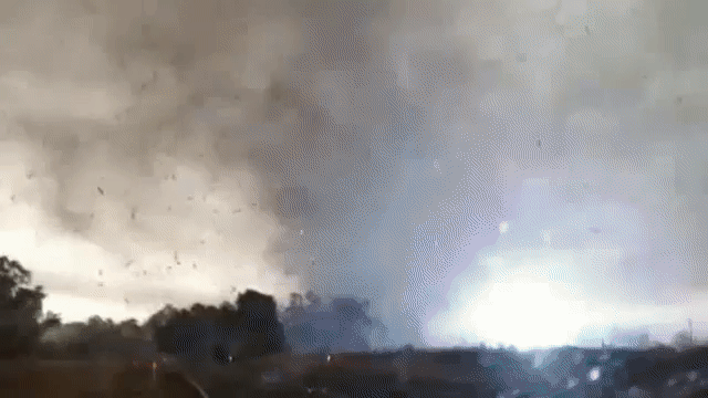 龙卷风 tornado 电线 自然