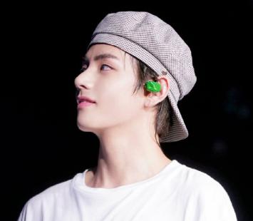 防弹少年团 帅气 小哥哥 金泰亨 BTS