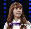 美女 甩头发 长发 白衣服