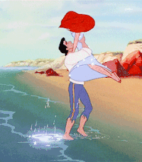 动漫 白雪公主 王子 抱起 海边