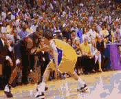 NBA 艾佛森 篮球 假动作 后撤步 跳投 七六人 激动