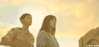 宋慧乔 韩国 太阳的后裔 敬礼