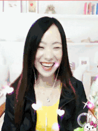 美女 气质 大笑 直播 爱心