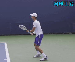 网球 德约科维奇 正手 戴帽子 跳 挥拍 酷
