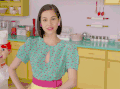 短发美女 手指 笑容 比划