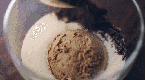 倒入 卡布奇诺 巧克力 烹饪 美食系列短片