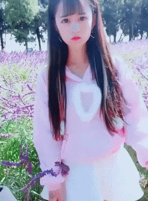 美女 氣質(zhì) 可愛(ài) 長(zhǎng)發(fā)