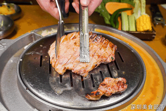 烤肉 剪开 诱人 美食 韩式