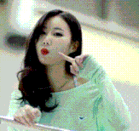 美女 气质 可爱 卖萌