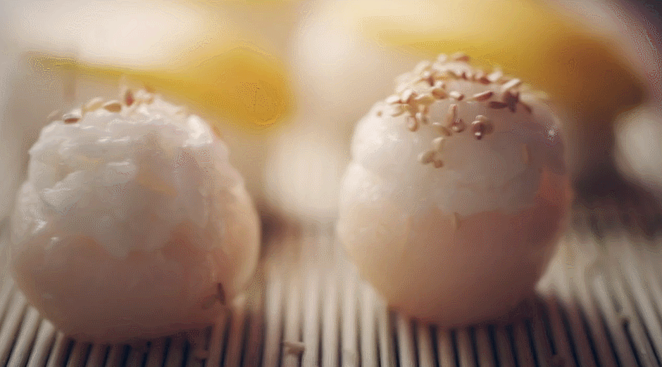 撒芝麻 水果寿司 烹饪 糯米团 美食系列短片