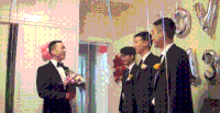 新郎 伴郎 接媳妇 开心