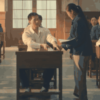杨洋200秒穿越70年 杨洋 帅气 表情