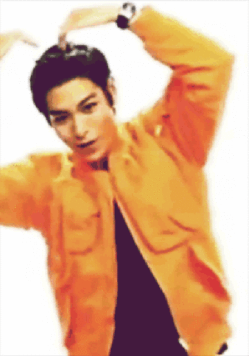 帅哥 比心 阳光 帅气