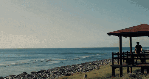 台湾 宅人食堂 木屋 海 海滩 海边 纪录片 绿岛 绿岛料理人 蓝天