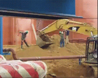 挖掘机 工人 醉了 搞笑