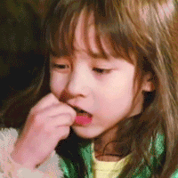 小美女 萌娃 好吃 小萝莉