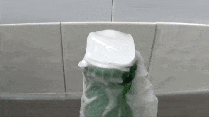 酒瓶 纸巾 冰块 融化