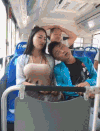 公交车 美女 美丽 长头发