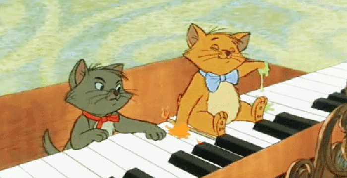 卡通 猫咪 弹钢琴 黑白键