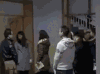 扇嘴巴 都在那看着 有病吧 不还手