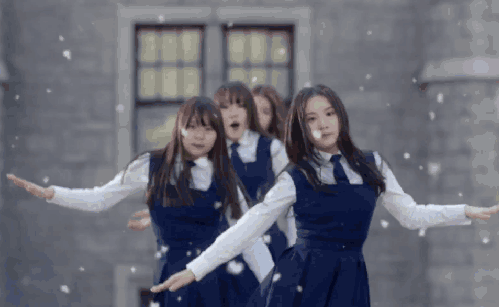 Gfriend MV Rough 动作 校园 跳舞
