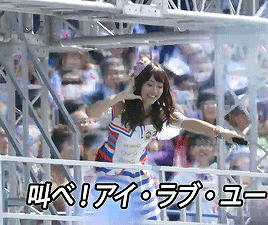 日本女孩 唱歌 互动 可爱