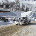 雪地 汽车 蓝天 白云