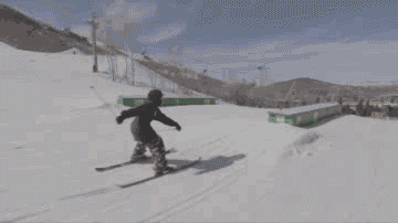滑雪 大视野 雪谷 户外运动 酷 勇敢 旋转 青春 雪