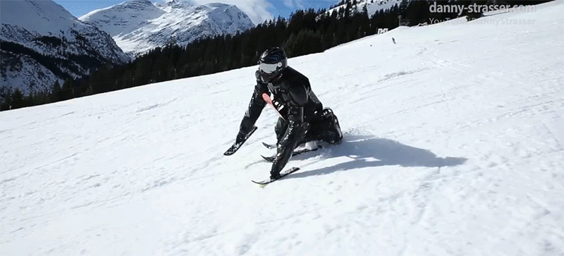 滑雪  雪花 雪谷 酷 户外运动 飞 雪峰