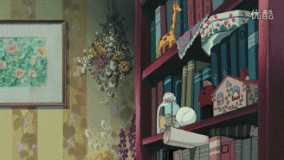 宫崎骏 书架 小女孩 房子