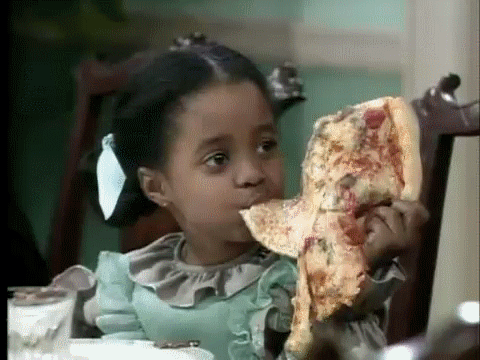 黑人小朋友 吃披萨 欢乐 呆滞
