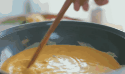 一厨作 搅拌 料理制作 筷子 美食 蛋包饭 鸡蛋