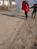 搞笑 失误 公主抱 摔倒